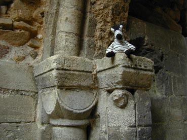 romanesque column capital